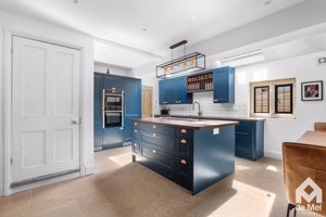 Photo 22- click for photo gallery